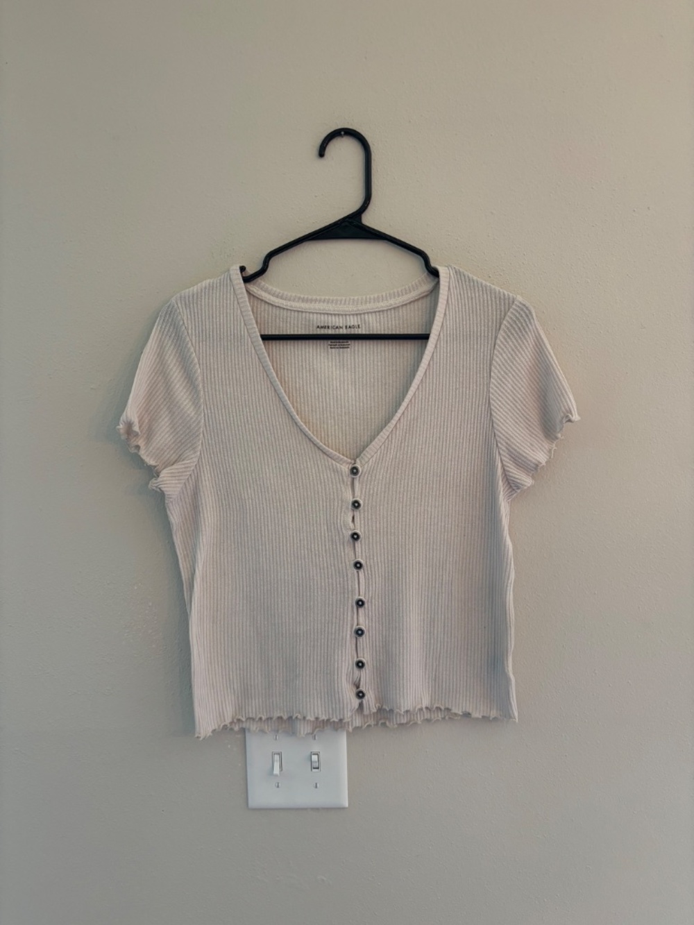 American Eagle Cream Ribbed T-Shirt